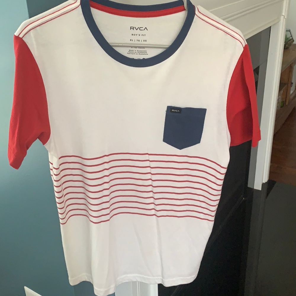 RVCA youth t shirt. Size xl